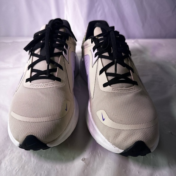 Nike Men\'s Cream and Purple Athletic Shoes main image 5